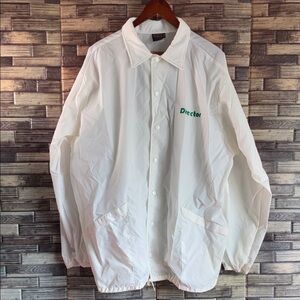 Vintage Men's Hilton Active Apparel White XXL Nylon Snap Light Jacket
